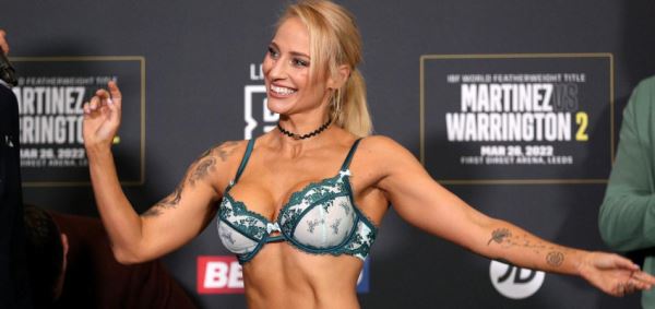 Еще одна экс-чемпионка мира подписала контракт с Джейком Полом